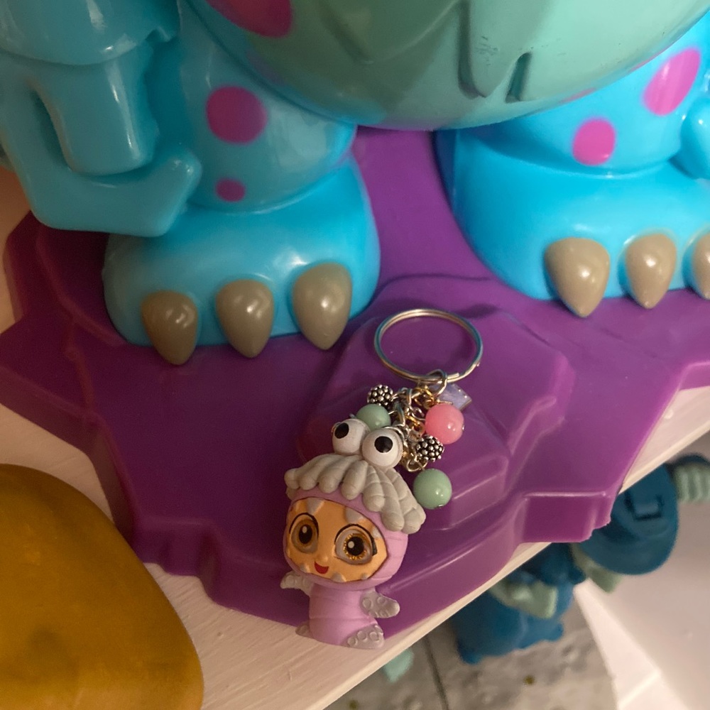 Boo Disney Doorable keychain